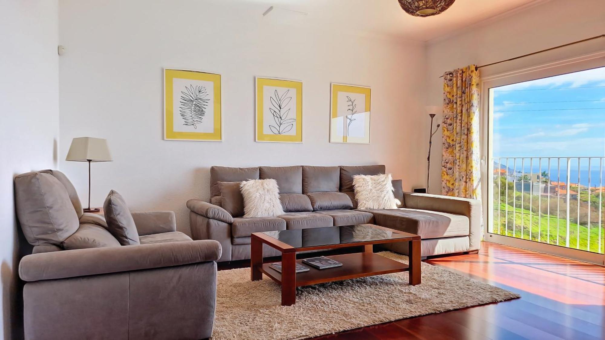 Casa Eleanor By Lovelystay Calheta  Extérieur photo