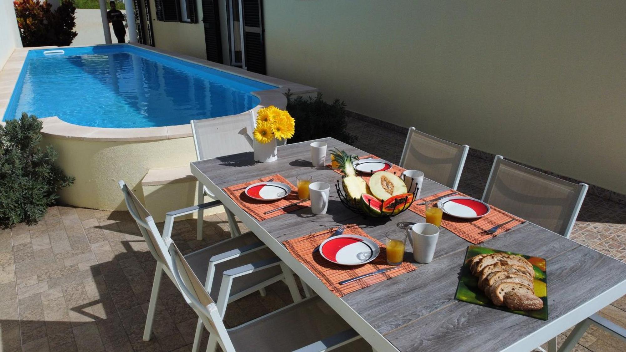 Casa Eleanor By Lovelystay Calheta  Extérieur photo