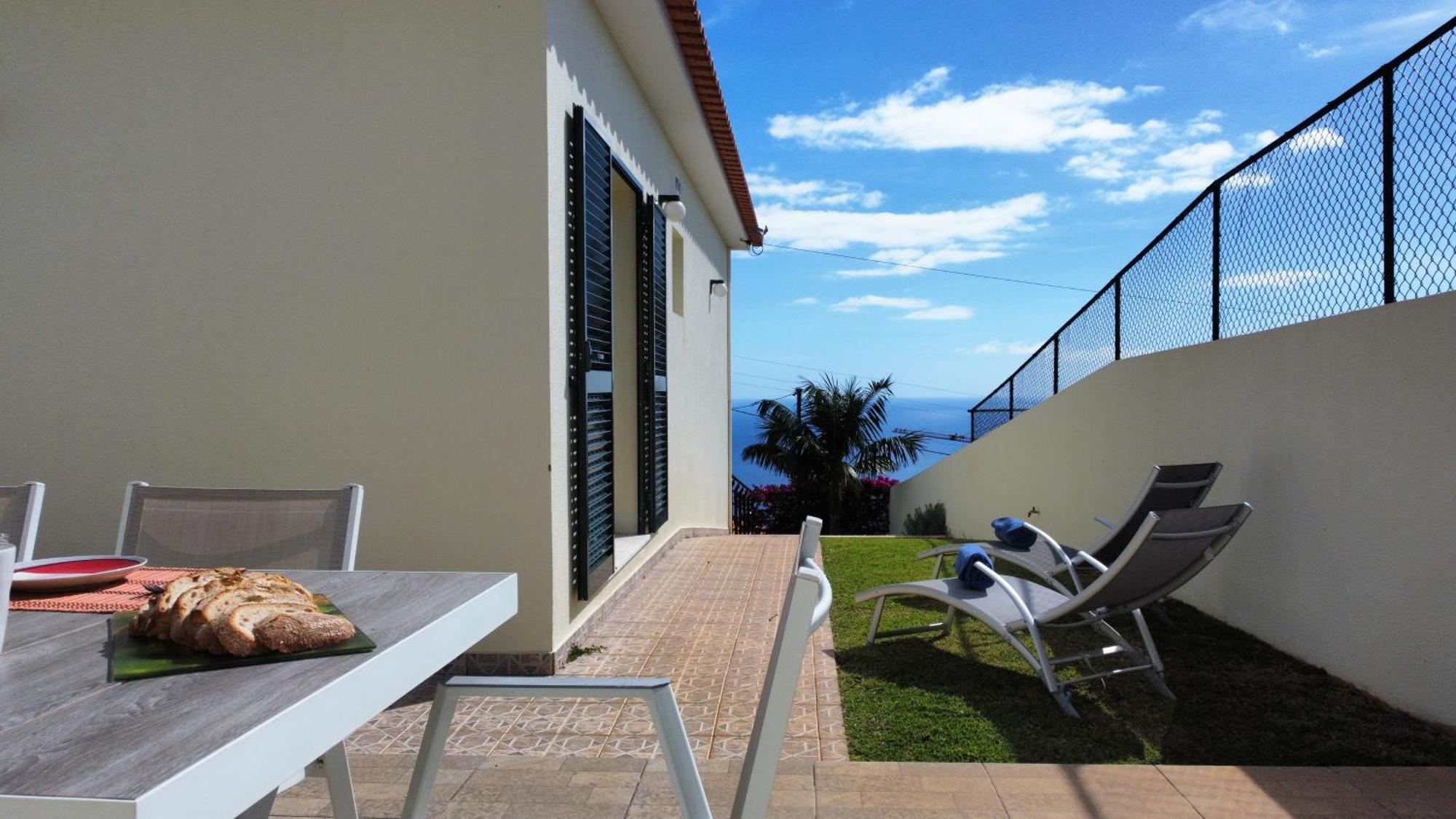 Casa Eleanor By Lovelystay Calheta  Extérieur photo